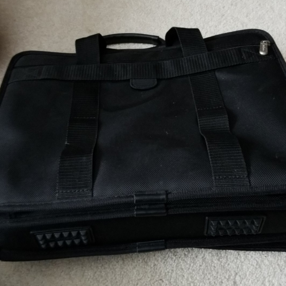Nylon briefcase